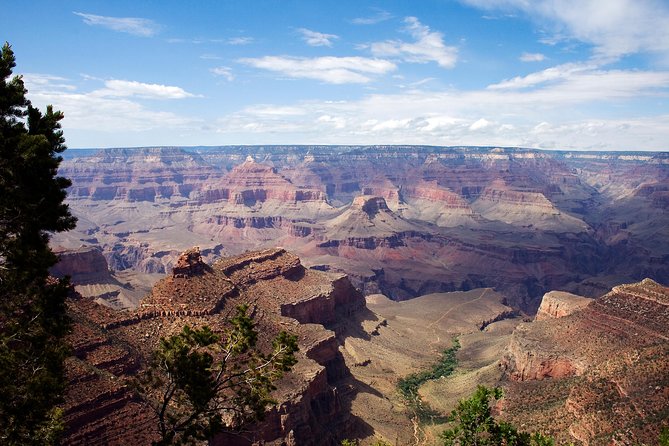 2-Day Grand Canyon Tour from Las Vegas - Hoover Dam and Route 66 Stops: The Drive In Is Part of the Show