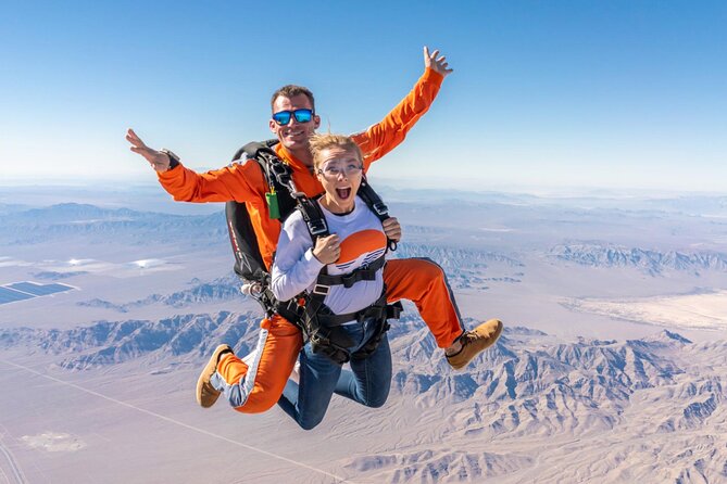 3-Hour Tandem Skydiving in Las Vegas - Pre-Jump Briefing: What You Learn Before You Fly Out
