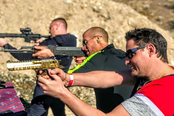 4 Gun Desert Shooting Adventure with Lunch - VIP pickup from the Strip and downtown, then straight to the range