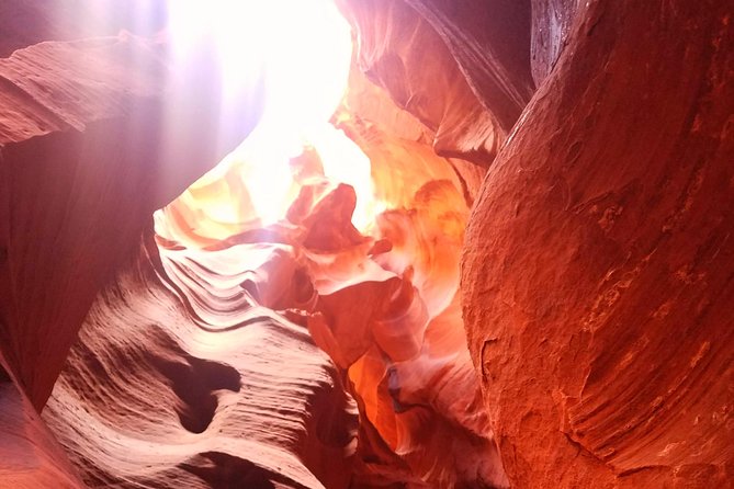 Antelope Canyon, Horseshoe Bend and Lake Powell Tour from Las Vegas - Lunch, snacks, and drinks: the small-group comfort win