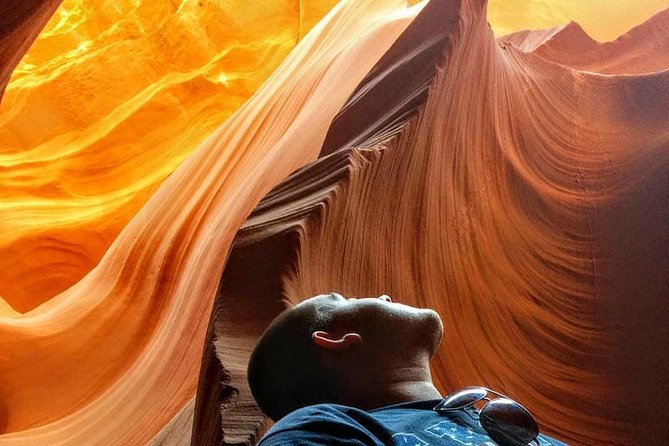 Antelope Canyon & Horseshoe Bend Tour from Las Vegas with Lunch - Who should book this tour