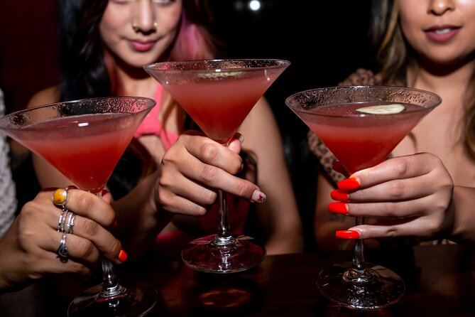 Best Bars on Fremont: Happy Hour and Hidden Gems - Stop 1: Sand Dollar Lounge for your first drink and real Downtown stories