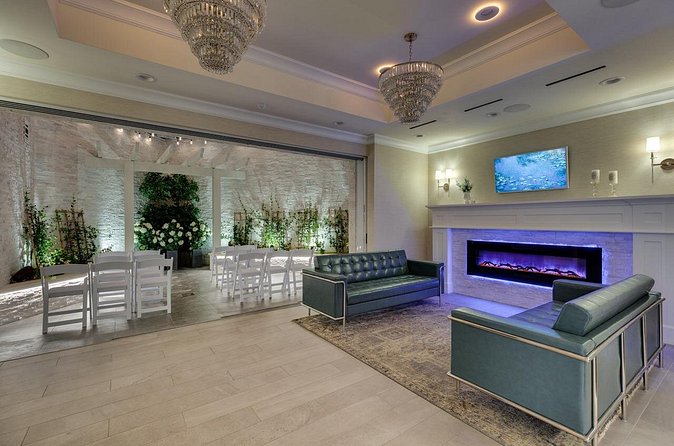 Bliss Chapel Elvis Weddings & Vow Renewal - Price and value: what $469 buys, and where extra costs show up