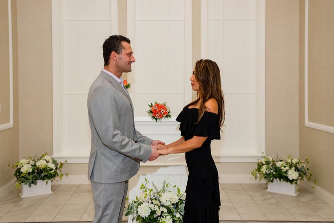 Bliss Chapel Wedding & Vow Renewal Ceremony Package - Your ceremony stop: inside Bliss Chapel and how the 30-minute flow feels