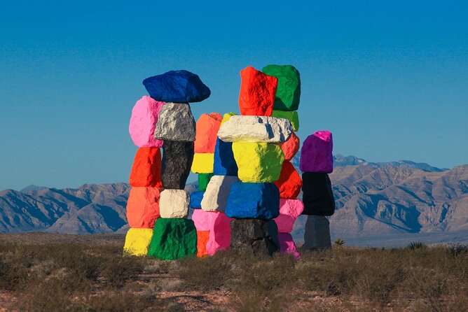 California Desert, Red Rock Views and Seven Magic Mountains - Restrooms, Walking, and What to Wear in the Heat