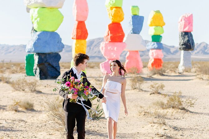 California Desert, Seven Magic Mountains and Las Vegas Sign - Pickup, ride comfort, and why your guide matters for photos
