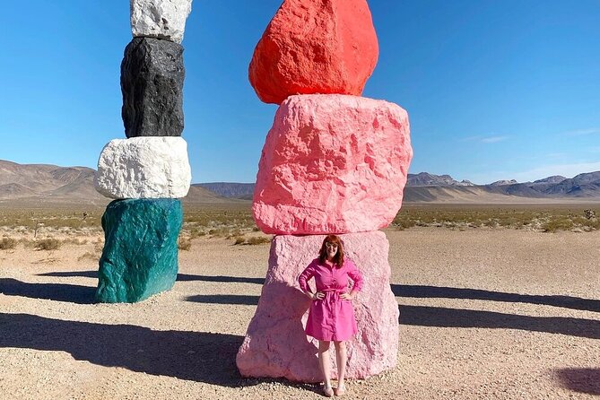 California Desert, Seven Magic Mountains and Las Vegas Sign - What to bring for desert photos (and what to skip)