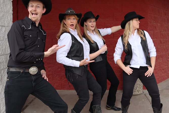 "Cue the Country" show & dinner at Firelight Barn in Henderson - The show: 31 String Showdown with Mama’s Wranglers