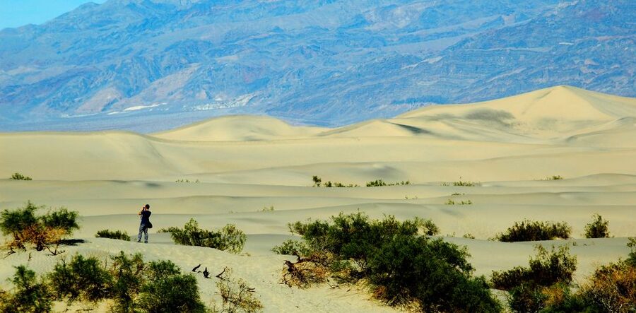 Death Valley Day-Tour from Las Vegas - The drive east: why the desert changes the way you see everything