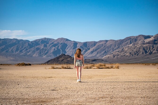 Death Valley Small Group Day Tour with Sunset and Stargazing - Stop 6: Zabriskie Point sunset and stargazing in a Dark Sky Park