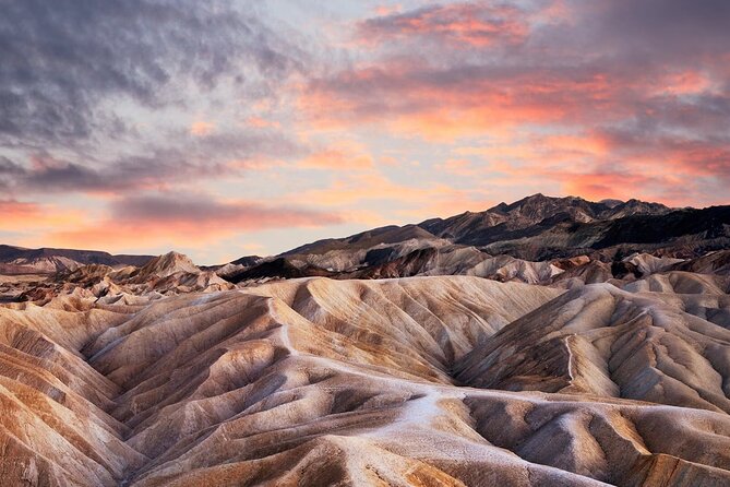 Death Valley Small Group VIP Tour from Las Vegas - Mesquite Flat Sand Dunes: short stop, big payoff
