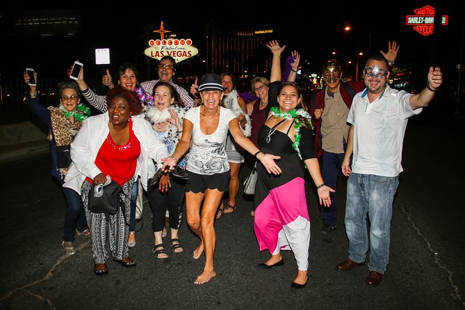 Disco Party Bus Photo Tour - Stop 2: Welcome to Fabulous Las Vegas sign