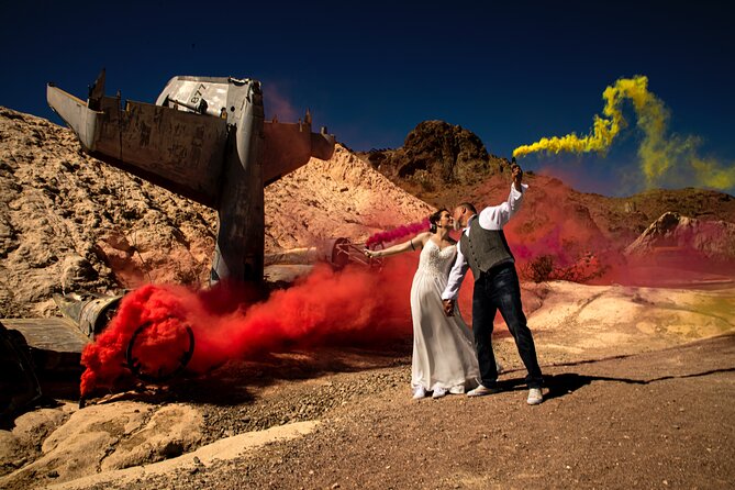 Eldorado Canyon Wedding Package - Why Eldorado Canyon makes your Vegas wedding feel less cookie cutter