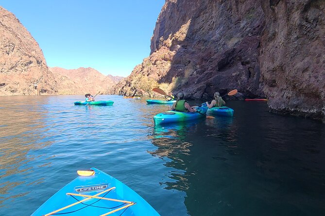 Emerald Cave Kayak Tour with Wildlife, Swim & Shuttle Option - Getting off the Vegas Strip: MGM Grand meet-up and shuttle reality