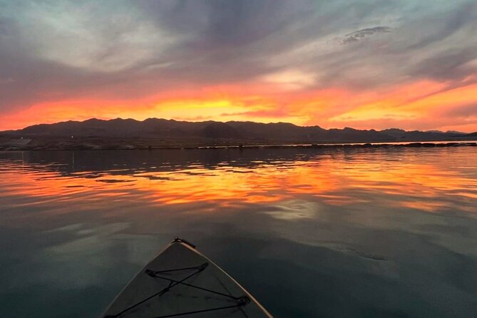 Emerald Cave Sunset Glow Kayak Tour: 3 Caves, Wildlife & Lights - Emerald Cave: the green water moment you can paddle into
