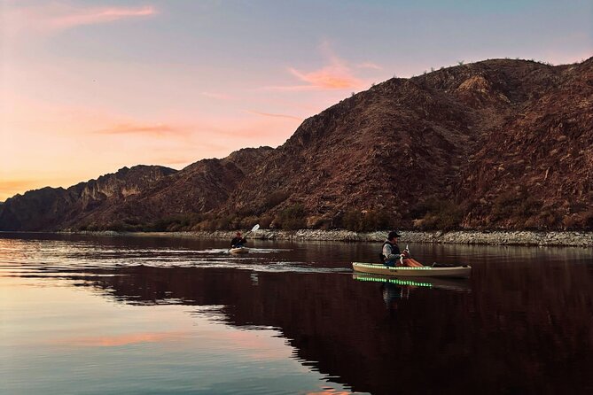 Emerald Cave Sunset Glow Kayak Tour: 3 Caves, Wildlife & Lights - Echo Cave and the Hoover Dam-era hike with views