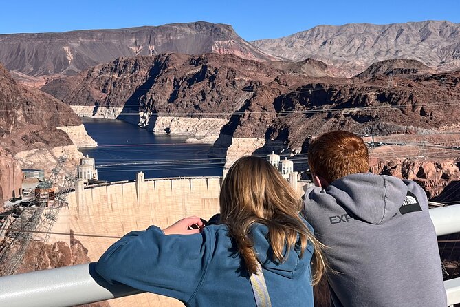 French Tour of the Skywalk Grand Canyon and Hoover Dam - Hoover Dam at the Memorial Bridge: A Photo Stop That Counts