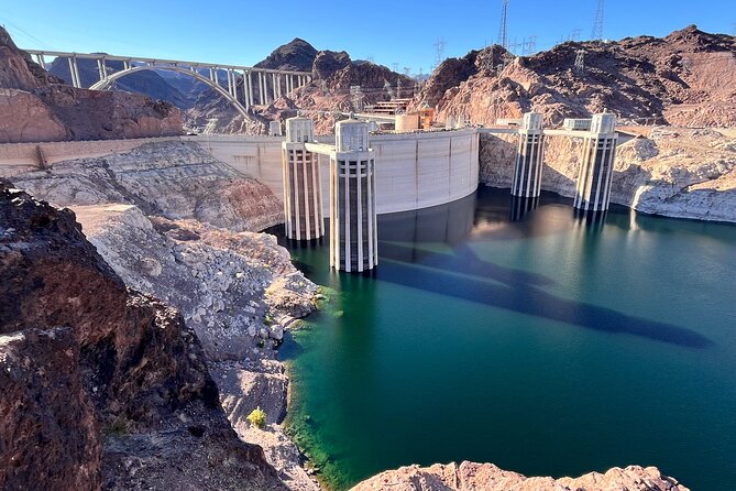 French Tour of the Skywalk Grand Canyon and Hoover Dam - Food, Water, and the VIP Touch on a Long Day