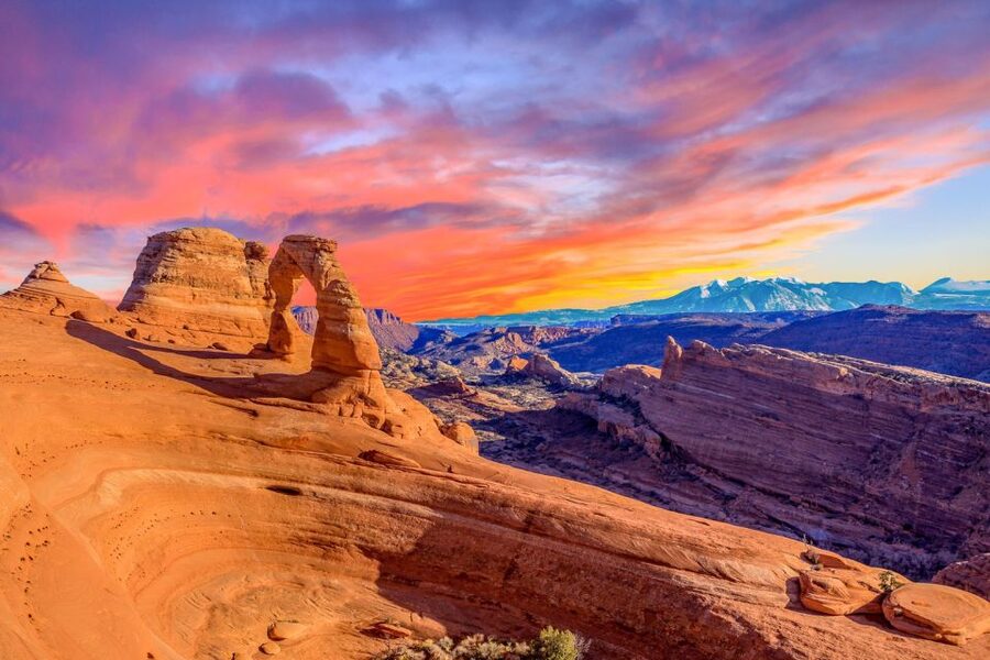 From Las Vegas: 7-Day Utah and Arizona National Parks Tour - Zion National Park: Emerald Pools and the Narrows-style hike choice