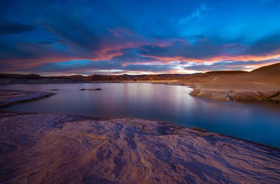 From Las Vegas: Antelope Canyon and Horseshoe Bend Day Trip - Small Group Size: How the Day Feels in the Vehicle