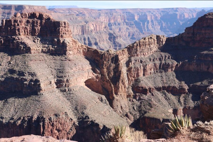 From Las Vegas: Grand Canyon & Hoover Dam Private Photo Tour - Hoover Dam Overlook: what you get with a short, strategic stop