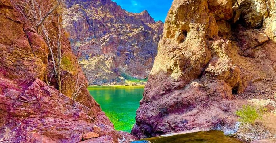 From Las Vegas: Hoover Dam Kayak Trip with 6 Hot Springs - Willow Beach to Hoover Dam Restricted Areas: The Day Starts Early
