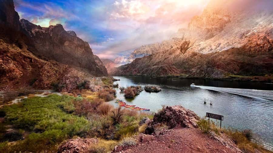 From Las Vegas: Moonlight Kayak Tour on the Colorado River - What Makes This Moonlight Paddle Different on the Colorado?