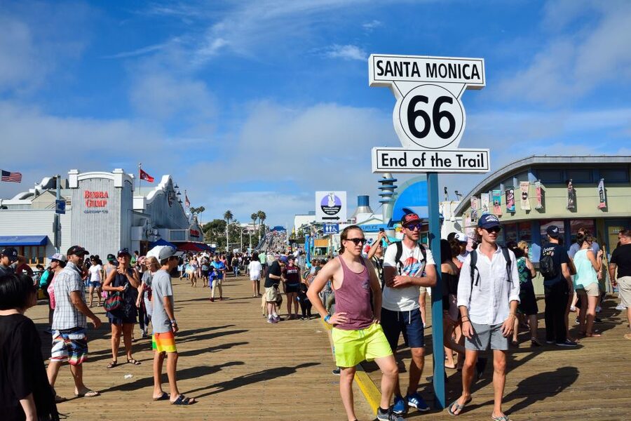 From Las Vegas: VIP Los Angeles/Hollywood Day Trip - Santa Monica Pier and the Pacific: The First Real Wow Moment