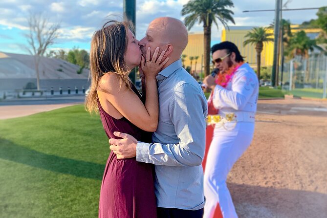 Get Married: Elvis Wedding + Las Vegas Sign + Photography - Photography you can actually use: 5 digital photos plus professional coverage