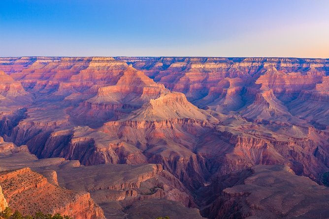 Grand Canyon: 4-in-1 Grand Circle Two-Day Private Tour from Las Vegas - The Route 66 stop in Seligman, plus how the day ends in Las Vegas