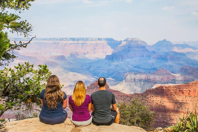 Grand Canyon and Antelope Canyon Overnight Tour - First Ride Out of Las Vegas: Pickup, timing, and why the early start helps