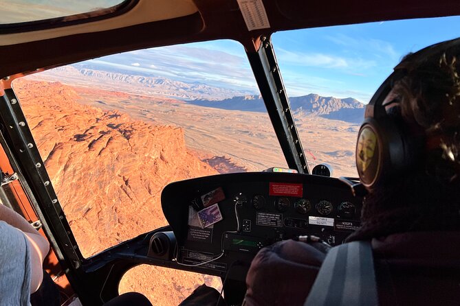 Grand Canyon Helicopter Flight with Sunset Valley of Fire Landing - The Valley of Fire landing at sunset, champagne, and how to maximize 30 minutes