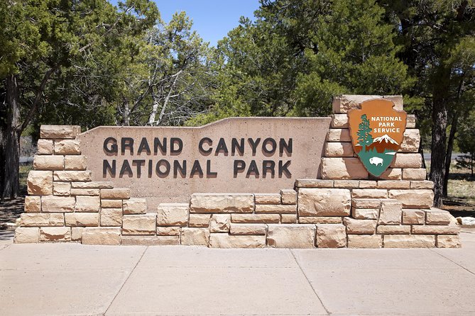 Grand Canyon National Park South with Optional Upgrades - Mather Point: A Classic View Plus a Small Window for a Walk