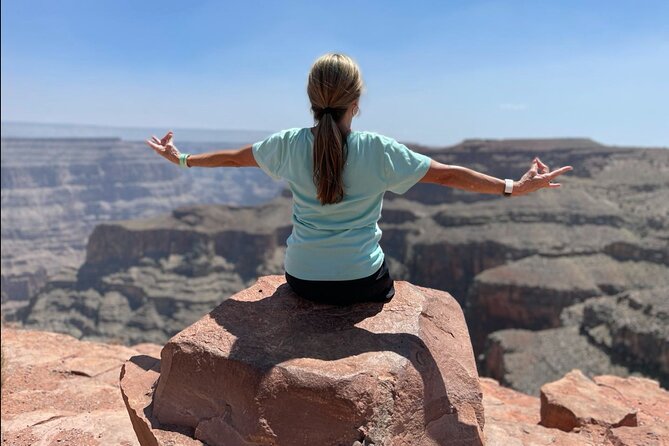 Grand Canyon Tour with Hoover Dam and Joshua Tree - What makes the logistics manageable: the guide, transport, and the little rules