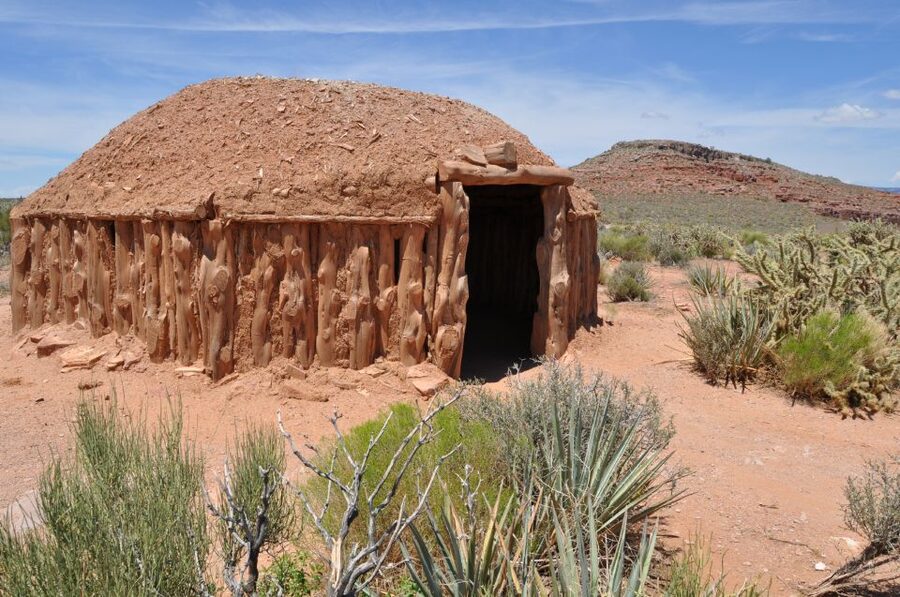 Grand Canyon West 5-in-1 Tour with Rim Lunch From Las Vegas - Native American dwellings and handmade crafts: cultural stops you can shop with intention