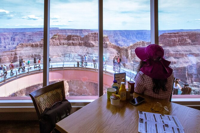 Grand Canyon West & Hoover Dam Tour With Breakfast At IHOP - The Grand Canyon West Rim: How the Hop-On Hop-Off Timing Works