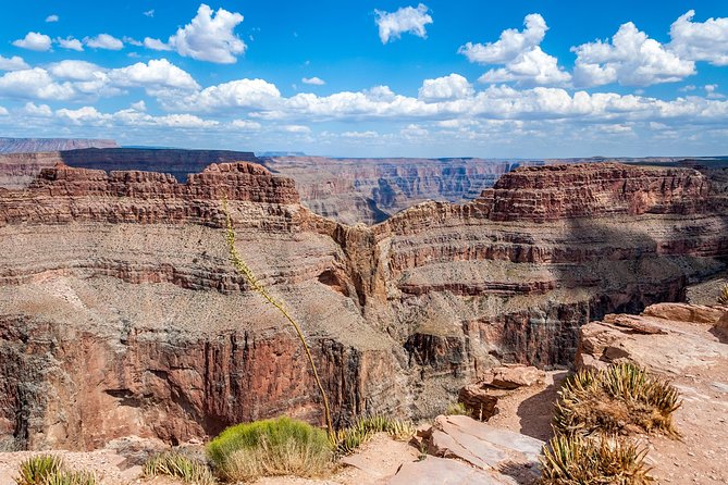 Grand Canyon West plus Hoover Dam VIP Day Tour from Las Vegas - Grand Canyon West and Hoover Dam together, without the car math