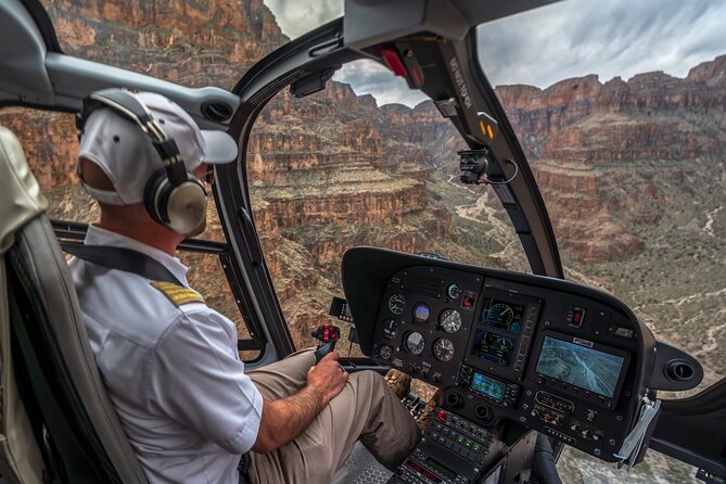 Grand Canyon West Rim Day Trip by Helicopter from Las Vegas - The helicopter route: Hoover Dam and Lake Mead from above