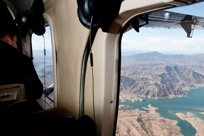 Grand Canyon West Rim Scenic Plane Tour from Las Vegas - Inside the Vistaliner: small group flight, windows, and real comfort tips