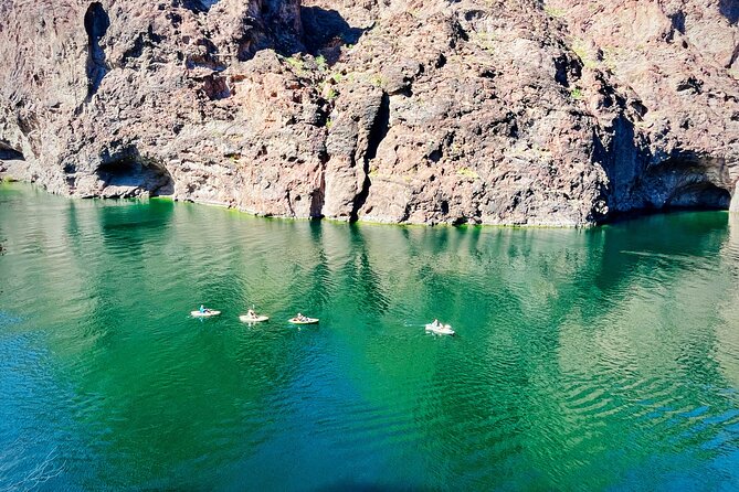 Half-Day Emerald Cave Kayak Tour: Triple Cave Adventure - What the Kayaking Feels Like: Sit-on-Top Stability and Real-World Effort