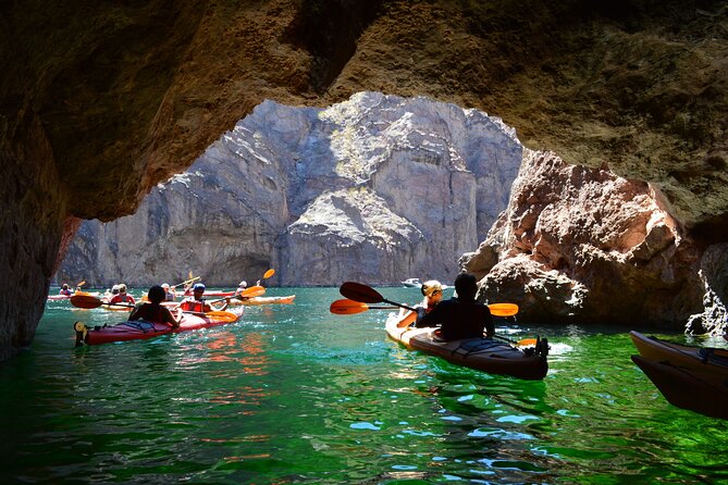 Hoover Dam & Hot Springs Kayak Tour with Lunch & Expert Guide - Lunch, Snacks, and Water: The Day Stays Friendly