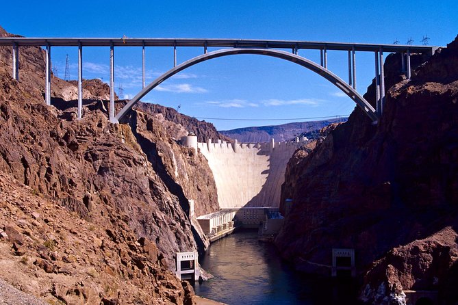 Hoover Dam Tour from Las Vegas with Hot Breakfast - The Morning Drive: Desert Views and Lake Mead on the Way Out