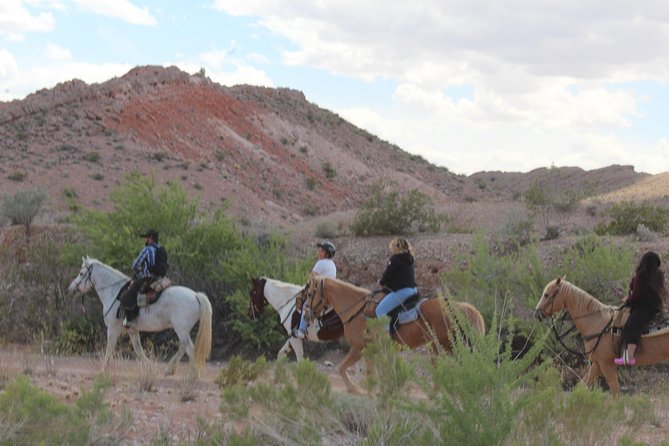 Horseback Riding with Breakfast in Las Vegas - Small-Group Feel, Big-City Convenience