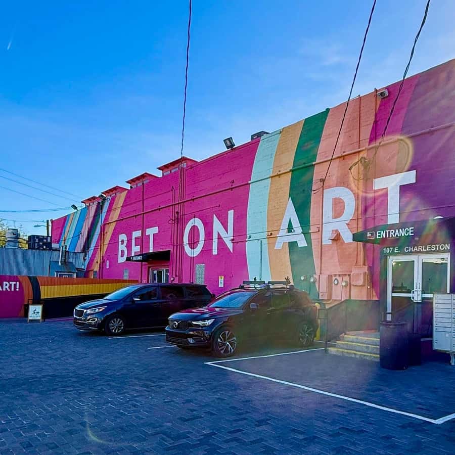 Las Vegas: 18b Arts District Walking Adventure - Recycled Propaganda and street art gallery time