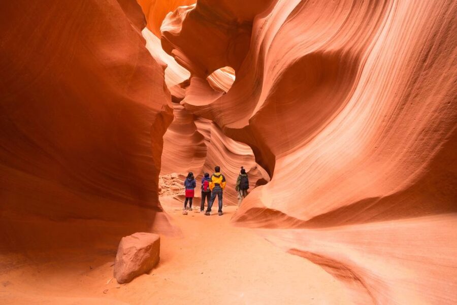 Las Vegas: 3-Day Guided Tour of 7 Southwest Parks with Hotel - Day 3: Bryce Canyon Hoodoos sunrise and Zion’s rock country