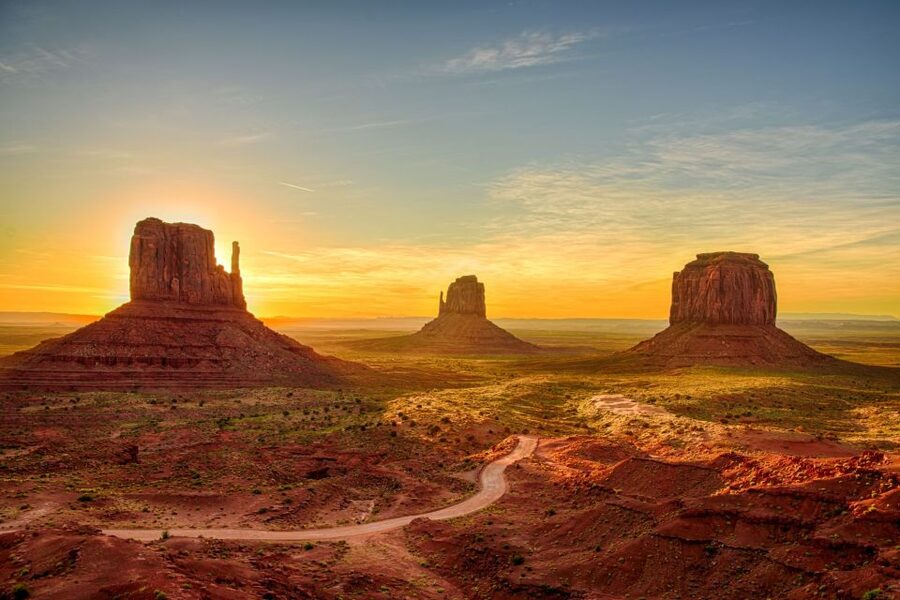 Las Vegas: 3-Day Guided Tour of 7 Southwest Parks with Hotel - Hotels and transport: what comfort you can expect in real life