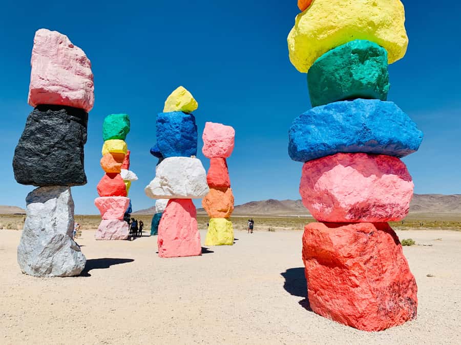 Las Vegas: 7 Magic Mountains and Pioneer Saloon Hummer Tour - Getting out of the Strip, without losing your whole day