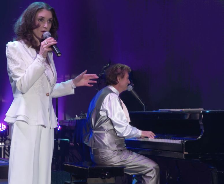 Las Vegas: Carpenters Legacy Show at Planet Hollywood Resort - Why the video and historical commentary change the experience