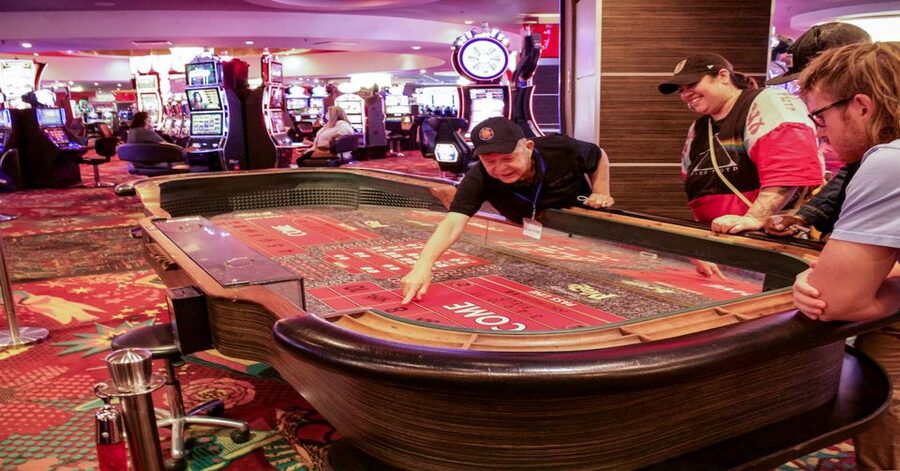 Las Vegas Casino: Gambling Class at the Plaza Hotel & Casino - Why this Plaza Hotel class is more useful than a casino tip sheet
