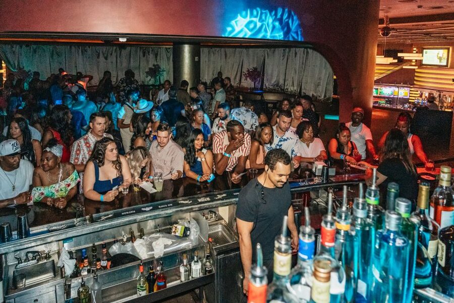 Las Vegas: Club Crawl and Party Bus with Free Drinks - Planning Your Night: Budget, Timing, and Return Like a Pro